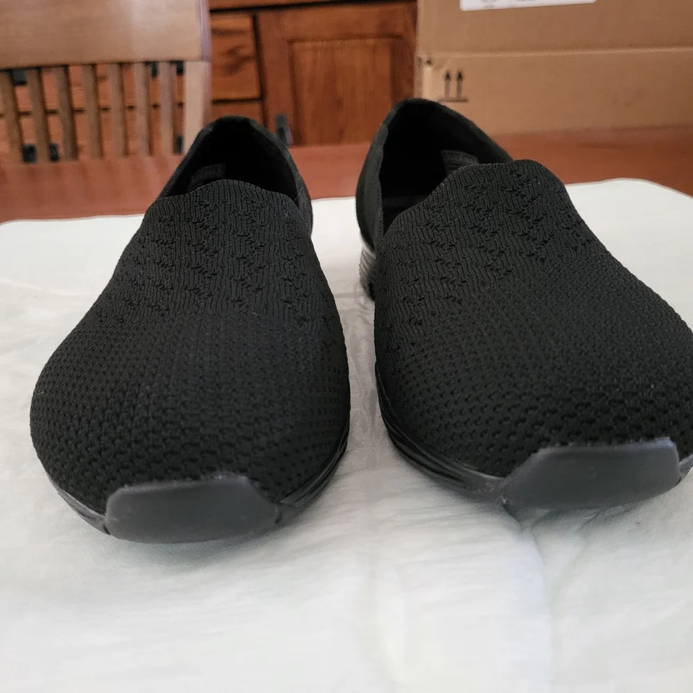 Womens Skechers Black Seager Scalloped Slip-On Sz 7.5 Wide - Picture 5 of 13